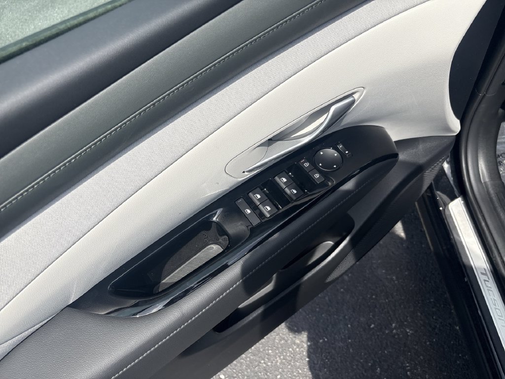 New 2026 Hyundai Tucson Limited AWD/4WD image 15