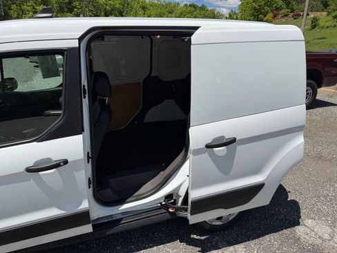 Used 2021 Ford Transit Connect XL FWD image 6