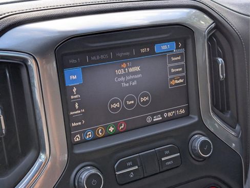 Used 2020 Chevrolet Silverado 1500 LT Trail Boss image 18