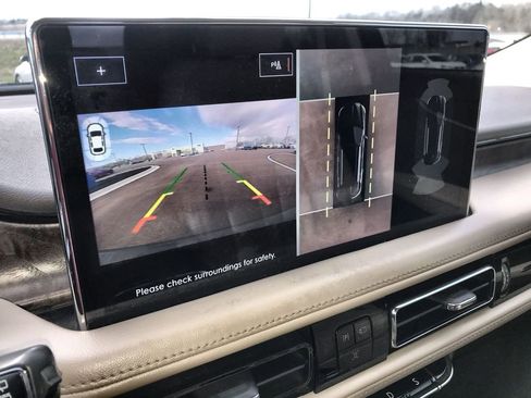 Used 2022 Lincoln Nautilus Reserve w/ Equipment Group 201A image 17