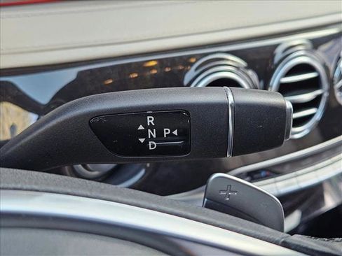 Used 2017 Mercedes-Benz S 550 Sedan image 12