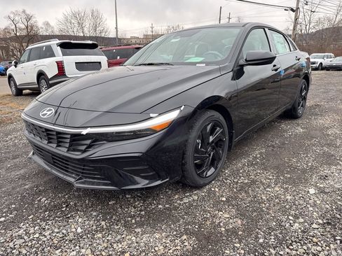 New 2026 Hyundai Elantra SEL Sport image 1