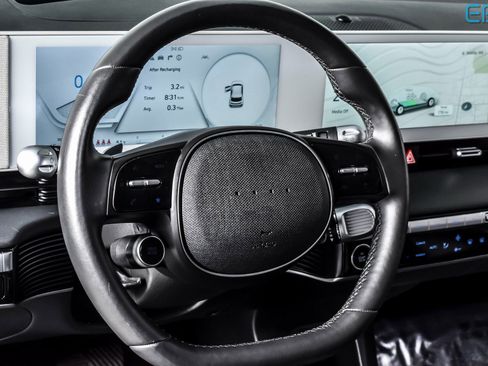 Used 2024 Hyundai Ioniq 5 Limited image 16