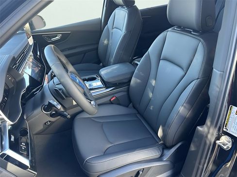 New 2025 Audi Q7 3.0T Premium Plus image 8