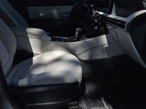 New 2026 Hyundai Tucson SEL FWD image 11