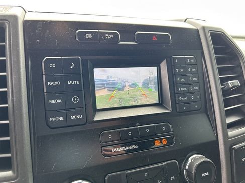 Used 2019 Ford F250 XL w/ Power Equipment Group image 19