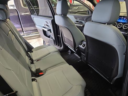 New 2026 Mercedes-Benz GLB 250 image 11