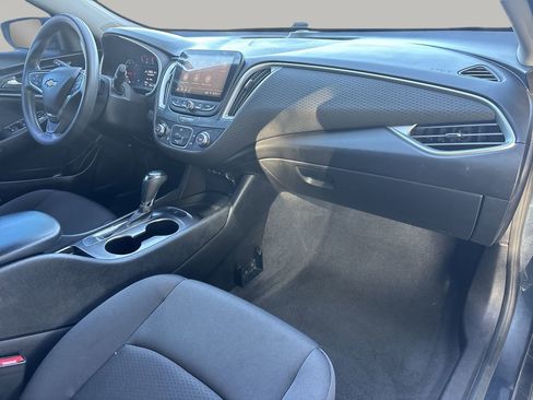 Used 2020 Chevrolet Malibu LS image 6