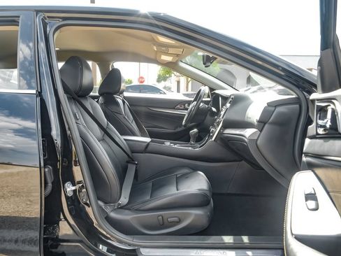 Used 2021 Nissan Maxima 3.5 SV w/ Floor Mat Group FWD image 33