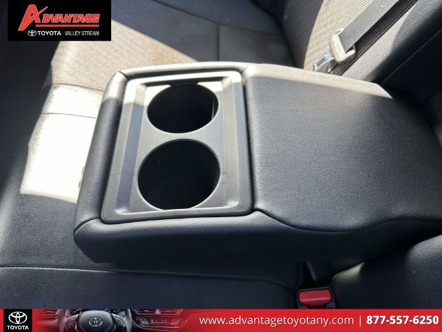 Used 2017 Toyota Corolla SE w/ Carpet Mat Package (TMS) FWD image 14