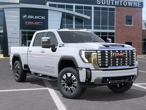 New 2026 GMC Sierra 3500 Denali w/ Denali Reserve Package AWD/4WD image 7
