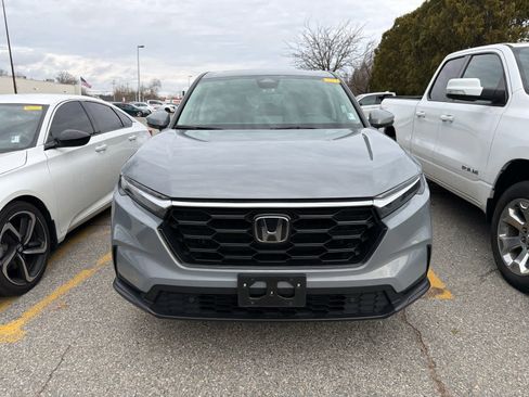 Used 2025 Honda CR-V EX-L image 2