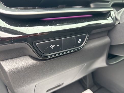 Used 2025 Kia Carnival SX Prestige FWD image 28