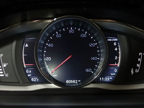 Used 2015 Volvo XC70 T6 w/ Proximity Package image 17