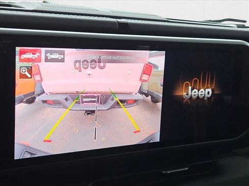 New 2025 Jeep Gladiator Mojave w/ Convenience Group image 12