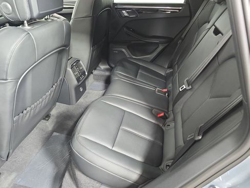 New 2026 Porsche Macan image 24