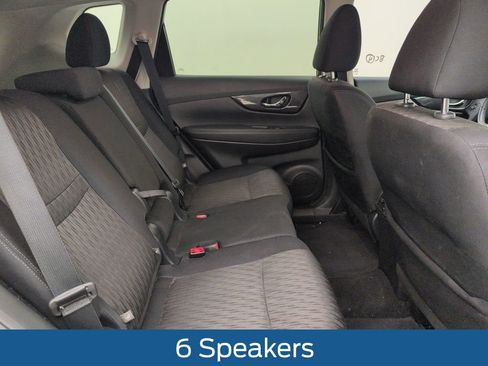 Used 2020 Nissan Rogue SV image 18