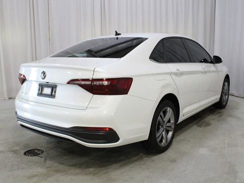 Used 2022 Volkswagen Jetta SE FWD image 26