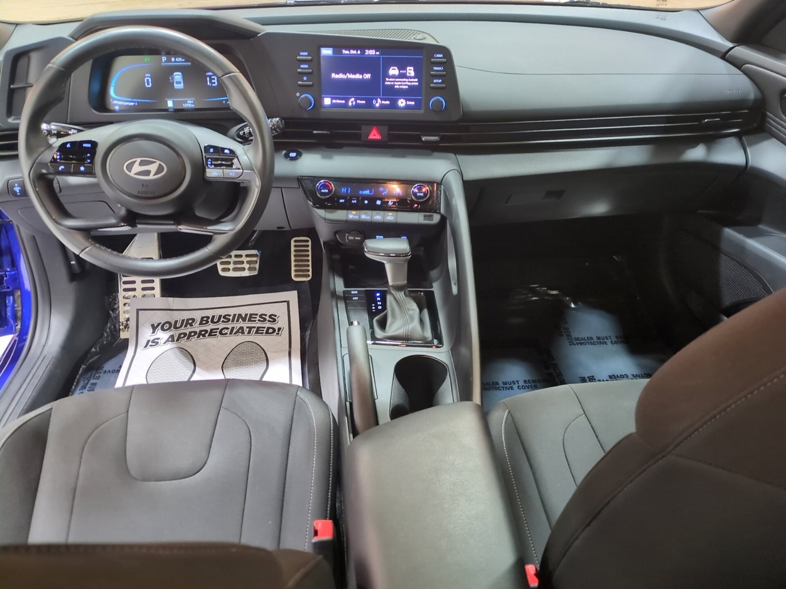 Used 2025 Hyundai Elantra Sport FWD image 14