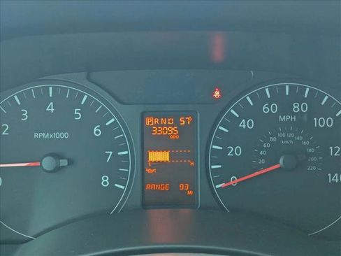 Used 2021 Nissan NV 2500 SV image 11