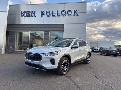 New 2026 Ford Escape SE