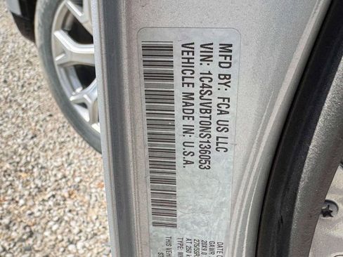 Used 2022 Jeep Wagoneer Series II AWD/4WD image 17