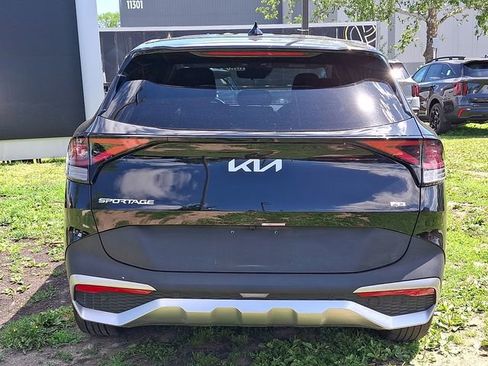 Certified 2024 Kia Sportage LX AWD/4WD image 5