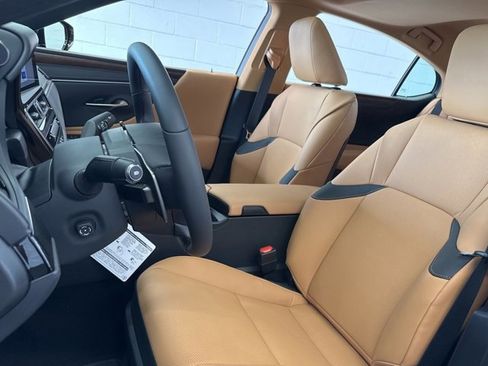 New 2025 Lexus ES 350 w/ Premium Package image 12