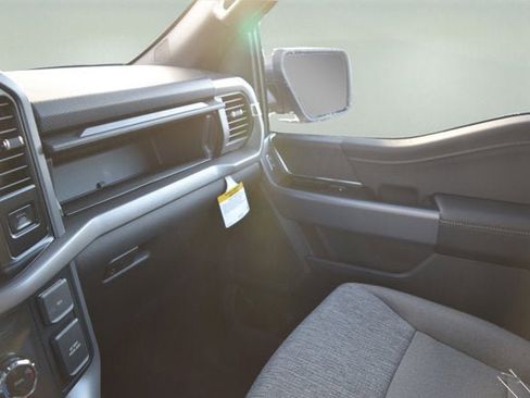 New 2026 Ford F150 XLT w/ Equipment Group 302A MID image 11