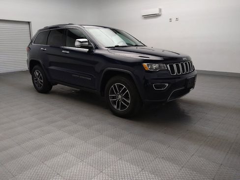 Used 2017 Jeep Grand Cherokee Limited image 13