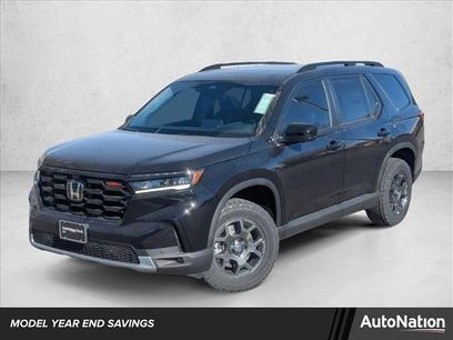 New 2025 Honda Pilot TrailSport