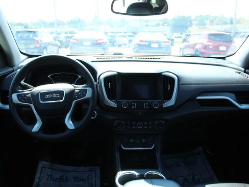 Used 2019 GMC Terrain SLT image 17