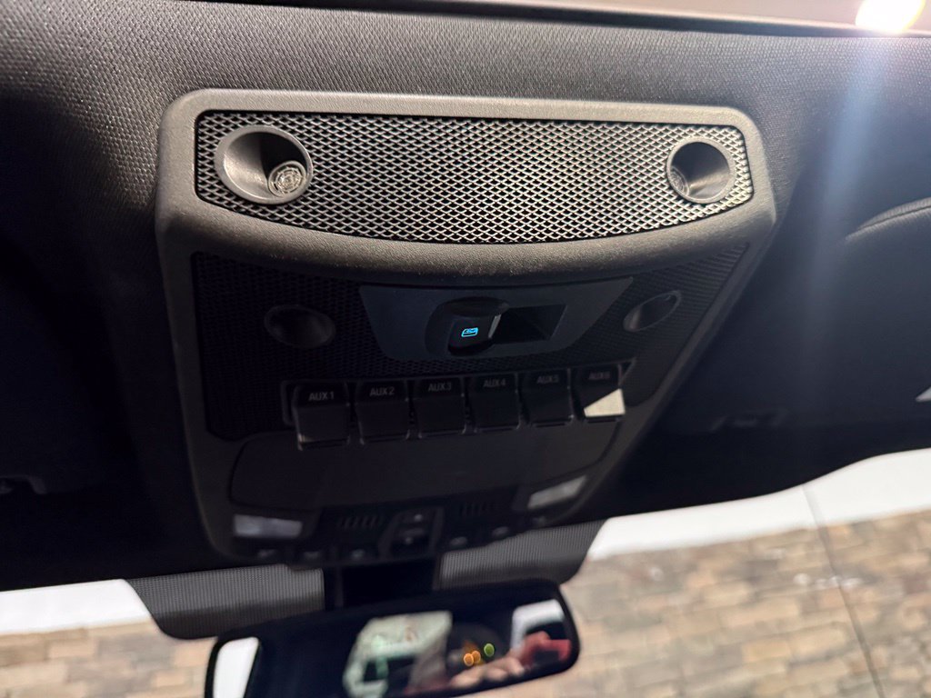 Used 2019 Ford F250 Platinum w/ Platinum Ultimate Package AWD/4WD image 31
