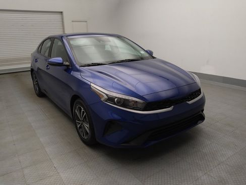 Used 2024 Kia Forte LXS w/ LXS Technology Package image 13