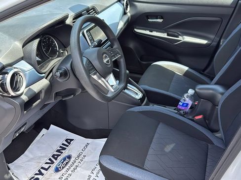 Used 2025 Nissan Versa SV FWD image 24