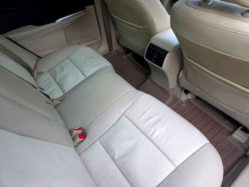 Used 2013 Toyota Camry XLE image 33