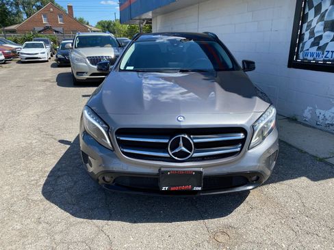 Used 2017 Mercedes-Benz GLA 250 4MATIC w/ Convenience Package image 5