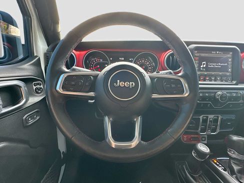 Used 2018 Jeep Wrangler Unlimited Rubicon AWD/4WD image 11