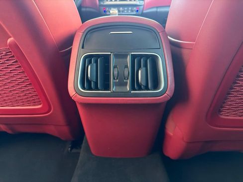 Certified 2023 Maserati Levante GT AWD/4WD image 24