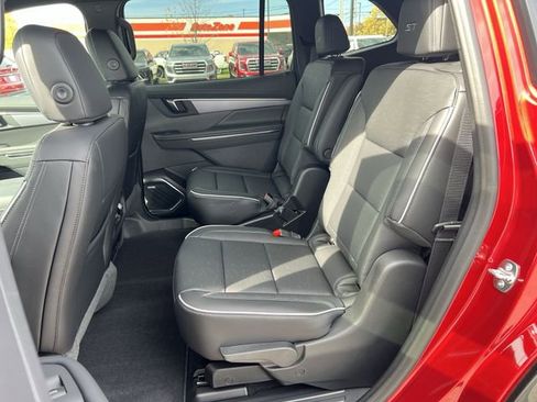 New 2026 Buick Enclave Sport Touring image 14