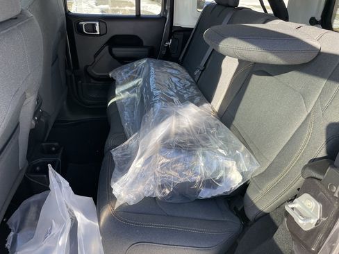 New 2026 Jeep Wrangler Unlimited Sport image 21