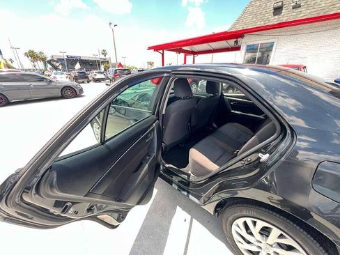Used 2019 Toyota Corolla LE FWD image 8