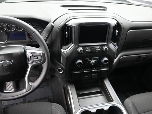 Used 2022 Chevrolet Silverado 1500 LT Trail Boss image 13