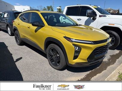 Used 2024 Chevrolet Trax ACTIV w/ Sunroof Package