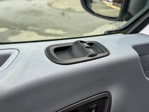 Used 2016 Ford Transit 250 148 Medium Roof image 30