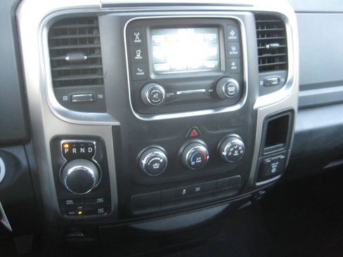 Used 2013 RAM 1500 Big Horn AWD/4WD image 29