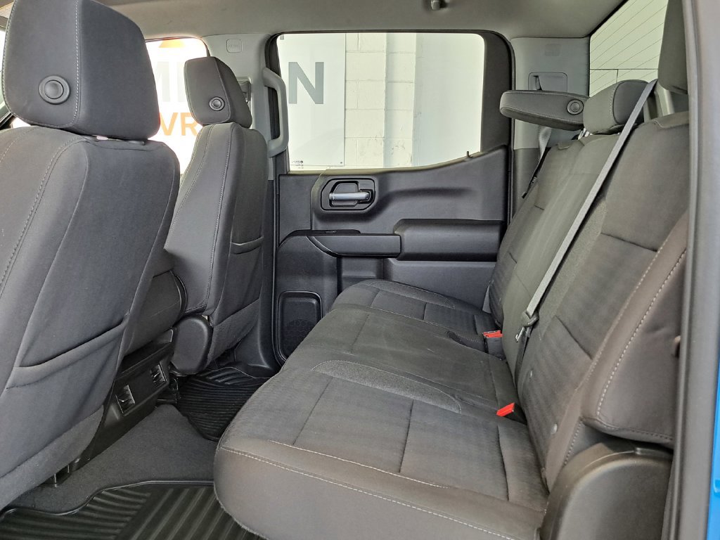 Used 2022 Chevrolet Silverado 1500 Custom AWD/4WD image 26