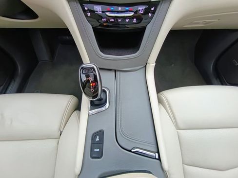 Used 2017 Cadillac XT5 Premium Luxury w/ Advanced Security Package image 35