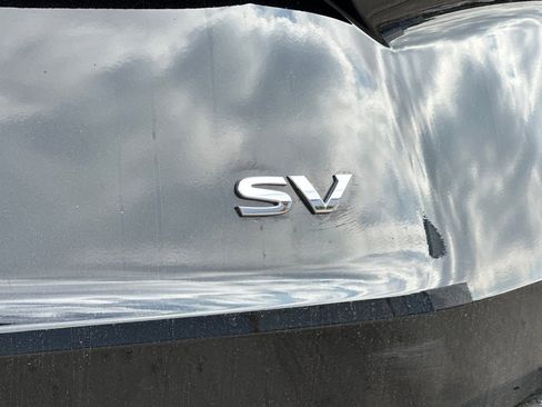 Used 2023 Nissan Rogue SV image 27