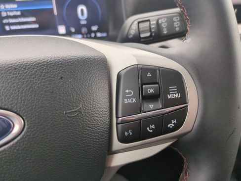 New 2026 Ford Explorer Active RWD image 26
